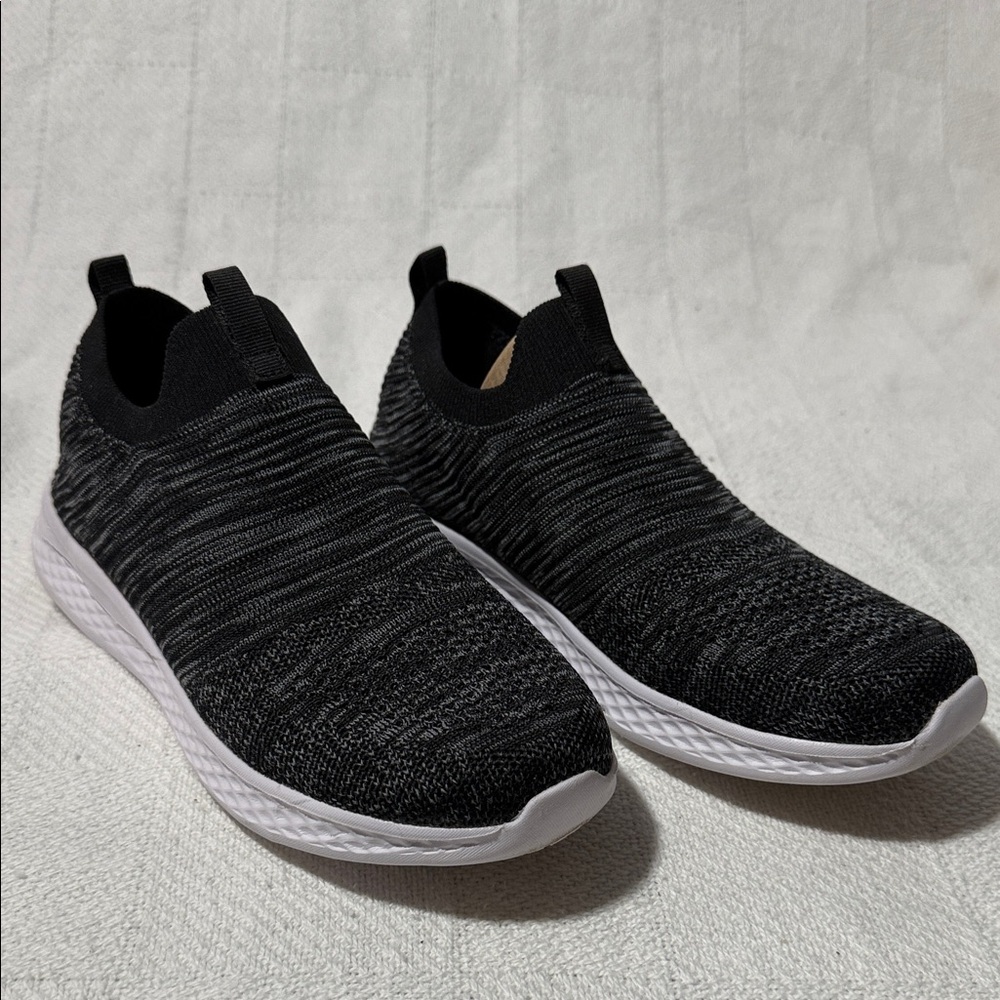 Cushionaire Black Knit Slip-On Women’s Shoes - Picture 7 of 8